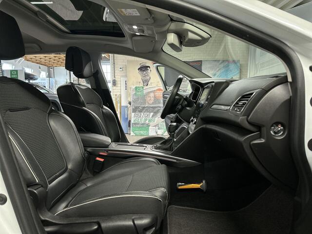 Renault MEGANE Estate 1.3 TCe 140 Bose Trekhaak | Pano | LED