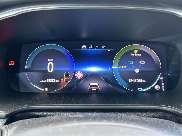 Renault MEGANE Estate 1.6 E-Tech Plug-In Hybrid 160 Intens | Schuif/Kantel-Dak | Leder | Groot Navi+Camera | Dealer Onderhouden!