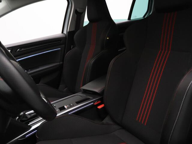 Renault MEGANE Estate E-Tech Plug-In Hybrid R.S. Line 160pk BOSE | Head-Up | Camera | Cruise | Parkeersens. v+a | Stoelverw.