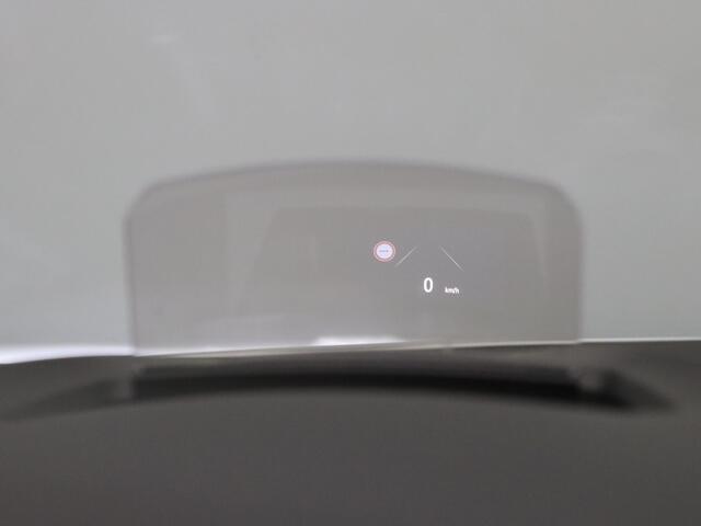 Renault MEGANE Estate E-Tech Plug-In Hybrid R.S. Line 160pk BOSE | Head-Up | Camera | Cruise | Parkeersens. v+a | Stoelverw.