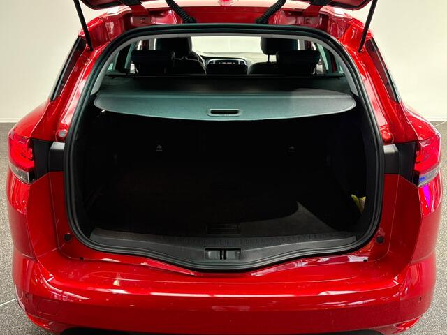 Renault MEGANE Estate 1.3 TCe 140 Techno | Keyless entry | Climate Control | Achteruitrijcamera |