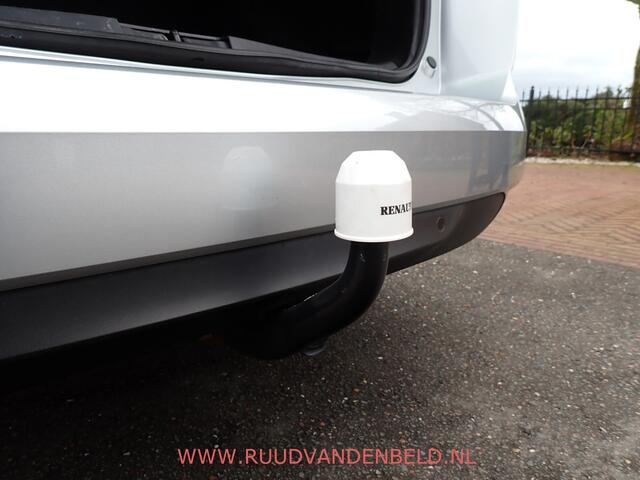 Renault MEGANE Estate 1.3 TCe Business Zen !! AUTOMAAT !! / TREKHAAK / CARPLAY / NAVI