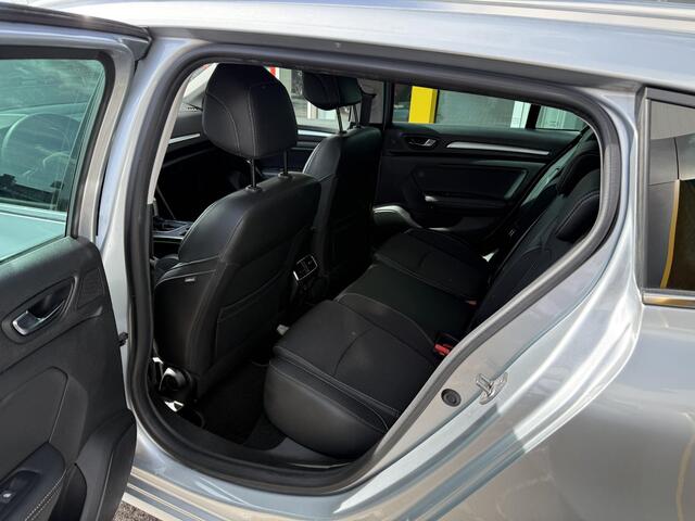 Renault MEGANE Estate 1.3 TCe 140 Techno | Trekhaak | NAP | Navigatie | Achteruitrijcamera | DAB | Key-less | Climate Control | LED | Dodehoek detectie |