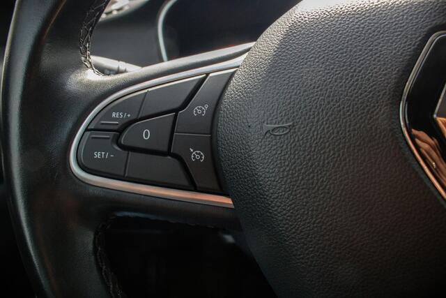 Renault MEGANE 1.3 TCe Intens 140 PK | Dealer onderhouden