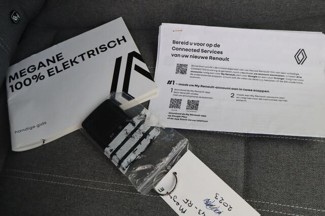 Renault MEGANE E-Tech EV60 218PK Optimum Charge Evolution SOH 95% Apple Car-play I Led verlichting