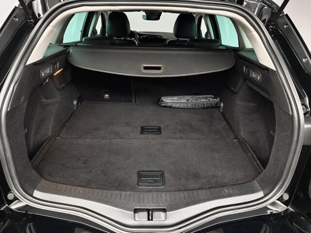 Renault MEGANE Estate 1.3 TCe 140 Techno | Automaat | Trekhaak | Achteruitrijcamera | All-Season banden |