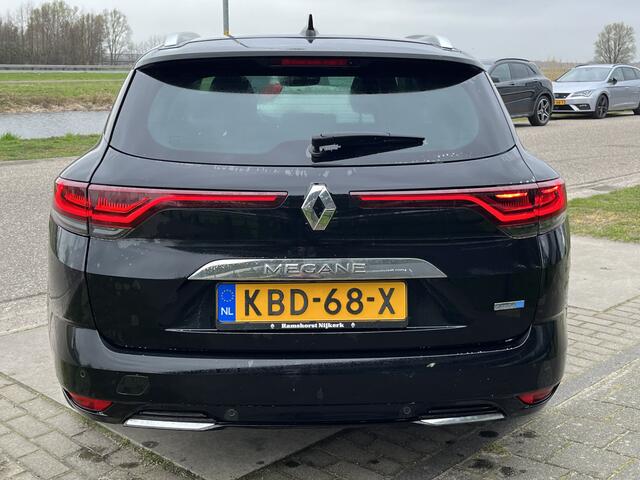 Renault MEGANE Estate 1.6 E-Tech Plug-In Hybrid 160PK Intens / Dealer onderhouden / Trekhaak.afneembaar / Automaat / Stoelverw.+Stuurverw. / Keyless / LMV /