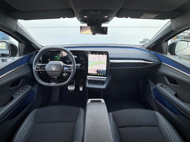 Renault MEGANE E-Tech comfort range esprit alpine 60 kWh | 360° Camera | Harman Kardon geluid | Elektrische stoelen | DEMO - VRAAG NAAR DE BESCHIKBAARHEID
