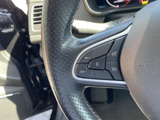 Renault MEGANE Estate 1.6 E-Tech Plug-In Hybrid 160 R.S. Line / STOELVERWARMING / PARKEERSENSOREN / ACHTERUITRIJCAMERA / HEAD-UP DISPLAY