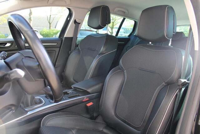 Renault MEGANE Estate 1.3 TCe Bose | Trekhaak | Dodehoekdetectie | Bose