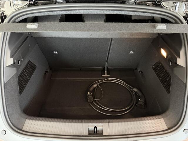 Renault MEGANE E-Tech Business Edition 220 Comfort Range 60 kWh | Pack Driving & Comfort | Nu rijklaar uit voorraad leverbaar voor ¤ 35.659,-! | Lage bijtelling! | Meerdere kleuren op voorraad!