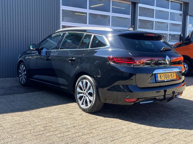 Renault MEGANE Estate 1.3 TCe Business Edition One Airco Cruise control Parkeersensoren voor en achter Telefoonverbinding Stuurwielbediening 5-Persoons Navigatiesysteem 1e eigenaar Dealer onderhouden