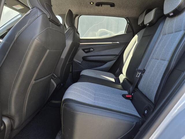 Renault MEGANE E-Tech comfort range techno 60 kWh / SOH 91.31% / Trekhaak afneembaar / CCS snellader / Draadloze telefoon lader / Apple Carplay Android Auto / Adaptief cruise control / Keyless Entry/Start / Achteruitrijcamera / Climate control /