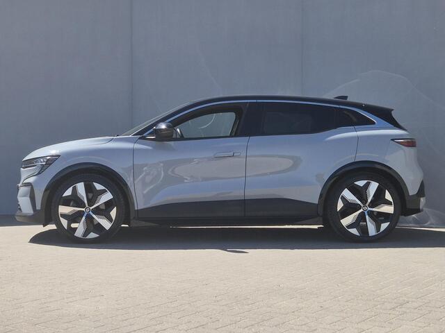 Renault MEGANE E-Tech comfort range techno 60 kWh / SOH 91.31% / Trekhaak afneembaar / CCS snellader / Draadloze telefoon lader / Apple Carplay Android Auto / Adaptief cruise control / Keyless Entry/Start / Achteruitrijcamera / Climate control /