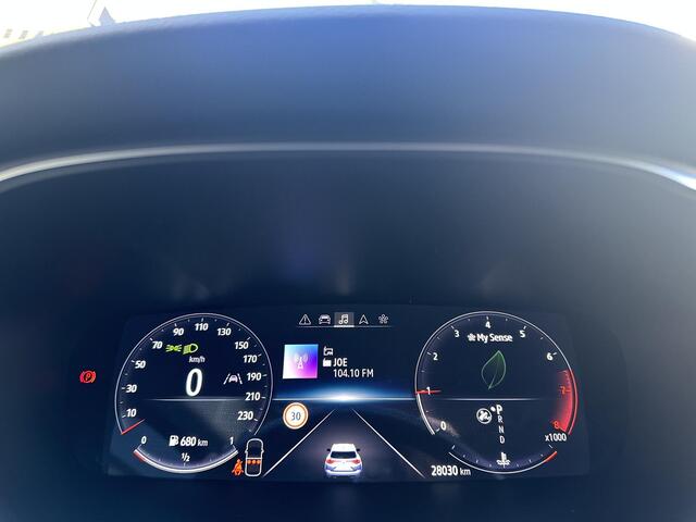 Renault MEGANE Estate 1.3 TCe 140 EDC Techno | Cruise Control | Camera en parkeersensoren voor en achter | Navigatiesysteem | Stoelverwarming | Trekhaak |