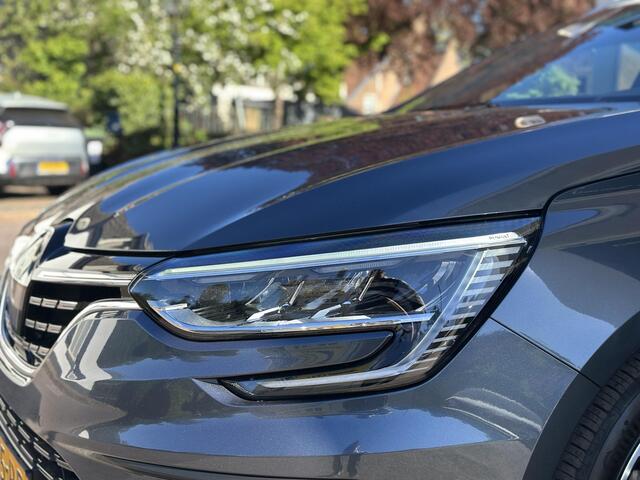 Renault MEGANE Estate 1.3 TCe 140 EDC Techno | Cruise Control | Camera en parkeersensoren voor en achter | Navigatiesysteem | Stoelverwarming | Trekhaak |