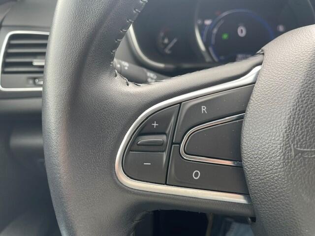 Renault MEGANE 1.3 TCe Limited Automaat