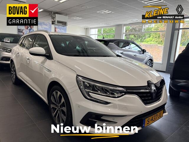 Renault MEGANE IV Estate 1.6 E-Tech Plug-In Hybrid 160 Techno | Trekhaak | groot scherm navigatie | Stoelverwarming | Stuurverwarming | Dealeronderhouden | Parkeersensoren voor + achter |