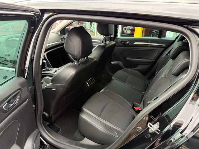Renault MEGANE Estate 1.3 TCe 140 Techno | Trekhaak | NAP | Navigatie | Achteruitrijcamera | DAB | Key-less | Climate Control | LED | Dodehoek detectie |