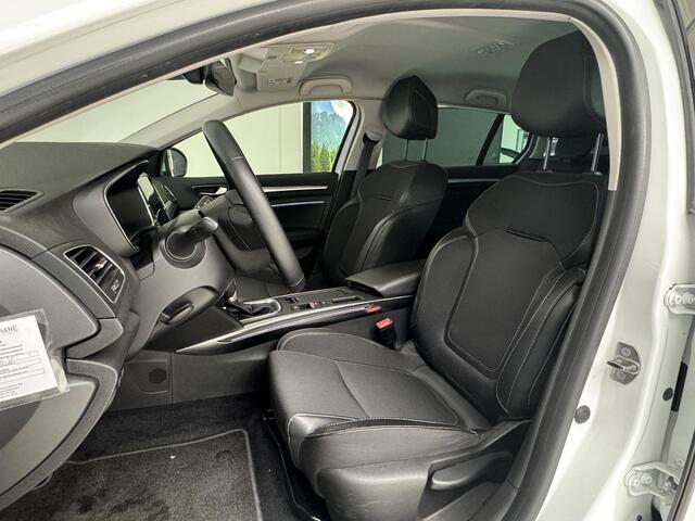 Renault MEGANE Estate 1.3 TCe 140 Techno | Navigatie | Achteruitrijcamera | Trekhaak | All-Season Banden |