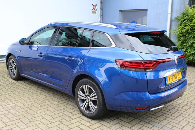 Renault MEGANE Estate 1.3 TCe Intens | Incl. 12 maanden garantie | Adaptieve cruise control | Apple carplay/Android auto | Schuif/kantel dak | Parkeercamera | Climate control | DAB radio | BOSE audio |