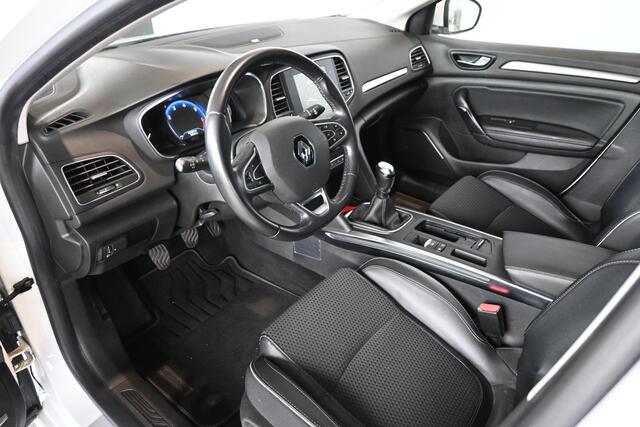 Renault MEGANE Estate 1.2 TCe Bose Clima Navigatie Pdc Cruise control 1e Eigenaar NAP Inruil Mogelijk!