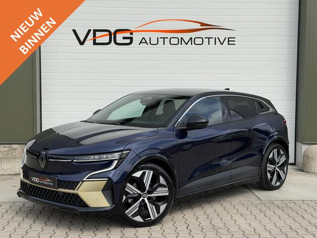 Renault MEGANE E-Tech EV60 Optimum Charge 220 Iconic Leder / SOH 94% / Warmtepomp / Camera Binnenspiegel / 360 Camera / Navigatie / Carplay / Clima / Two Tone / 20" lm