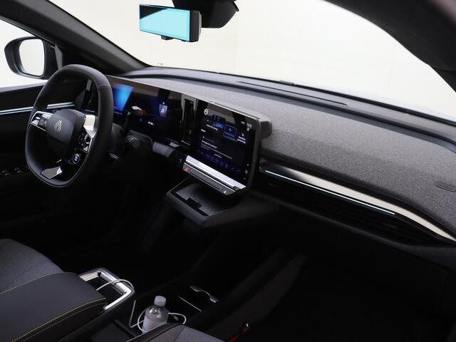 Renault MEGANE E-Tech comfort range Business Edition 220 PK 60 kWh | Camera | Google Navi | 20'' LM Velgen | Black Pack