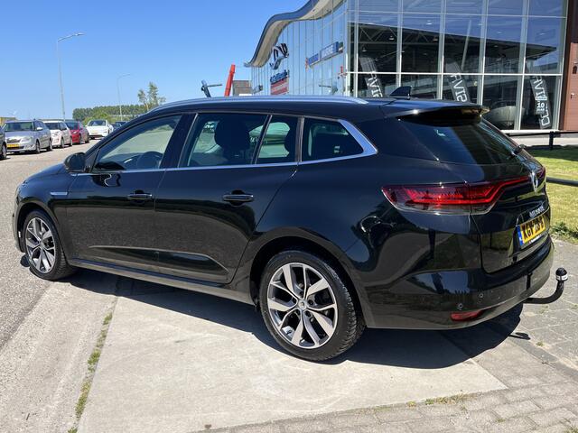 Renault MEGANE Estate 1.3 TCe 140PK Techno / Trekhaak / Camera / Parkeerhulp V+A / Stoelverw. Stuurverw. / LMV /