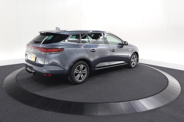 Renault MEGANE Estate TCe 140 Intens | 1.700 KG Trekgewicht | Trekhaak | Camera | Head-Up Display | Dodehoekdetectie