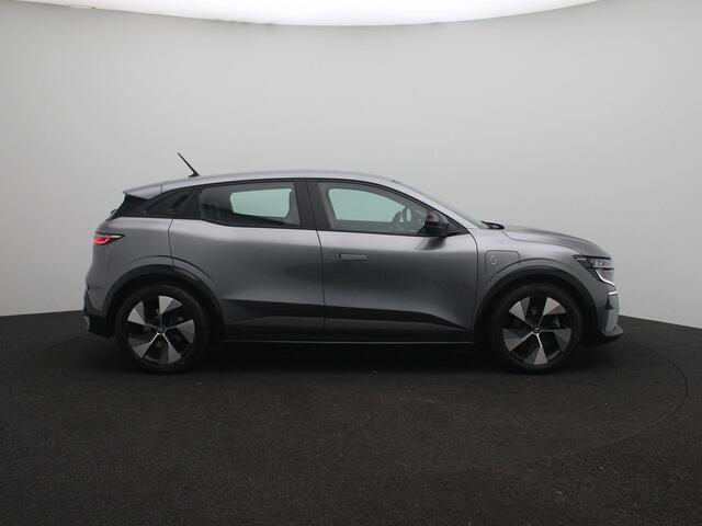 Renault MEGANE E-Tech EV60 220pk Optimum Charge Equilibre | Pack City met parkeersensoren v+a | Pack Comfort met o.a. climate control | 9" OpenR link multimediasysteem met Apple CarPlay & Android Auto |