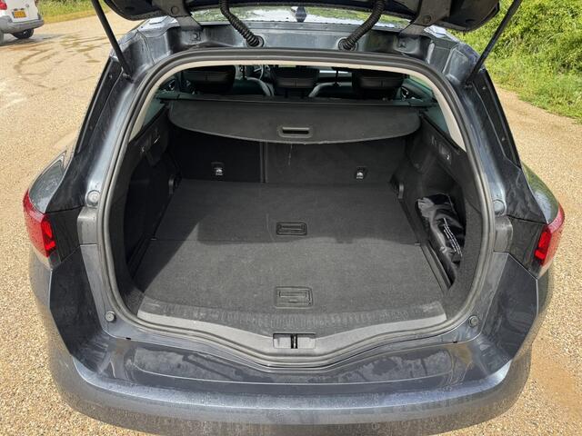 Renault MEGANE Estate 1.3 TCe 140pk EDC Techno *LED/NAVI/CAMERA