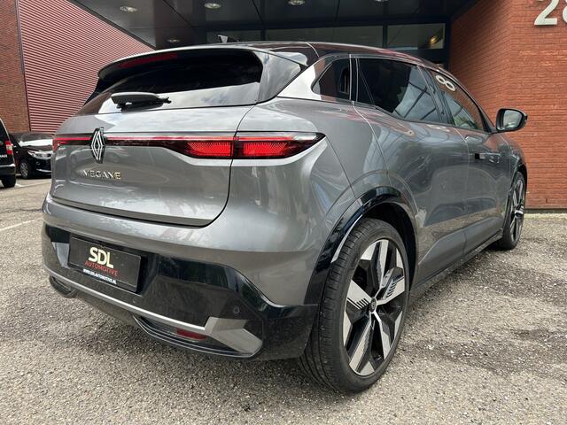 Renault MEGANE E-Tech EV40 Boost Charge Techno // NAVI + CARPLAY // FULL LED // CAMERA // CLIMA // STOEL + STUURWIELVERWARMING // SFEERVERLICHTING
