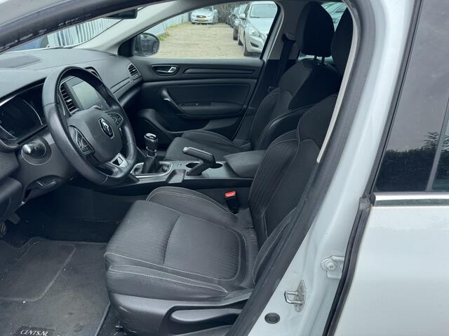 Renault MEGANE Estate 1.5 dCi Eco2 Limited B