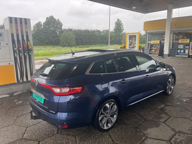 Renault MEGANE Bose Automaat|Pano|HUD|Stoelverw|Leer