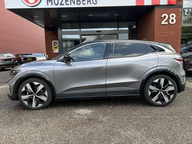 Renault MEGANE E-Tech EV40 Boost Charge Techno SOH 94% // GROOT NAVI + CARPLAY // FULL LED // CAMERA // CLIMA // STOEL + STUURWIELVERWARMING // SFEERVERLICHTING
