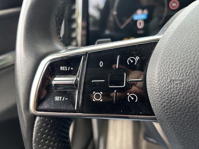 Renault MEGANE E-Tech EV40 Boost Charge Techno SOH 94% // GROOT NAVI + CARPLAY // FULL LED // CAMERA // CLIMA // STOEL + STUURWIELVERWARMING // SFEERVERLICHTING