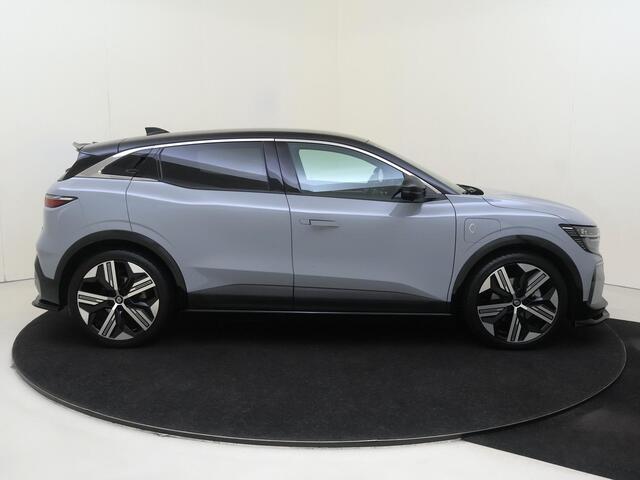 Renault MEGANE E-Tech EV60 Optimum Charge Iconic | Pack Augmented Vision & Advanced Driving Assist | Apple Carplay/Android | cruise control adaptief | electronic climate control | lederen bekleding | lichtmetalen velgen 5-spaaks 20" | navigatiesysteem | voorstoelen verw
