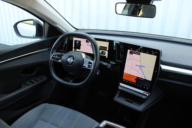 Renault MEGANE E-Tech EV60 Optimum Charge Evolution | Incl. 12 maanden garantie | Stoel/stuurverwarming | Parkeercamera | Apple carplay/Android auto | Adaptieve cruise control | Climate control | Navigatie | DAB radio |