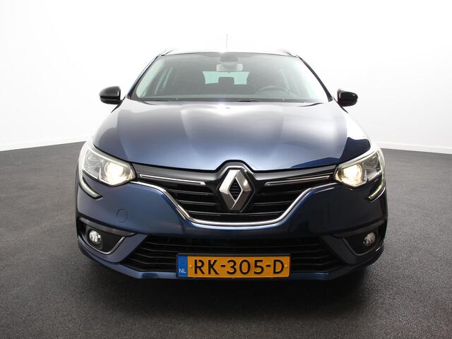 Renault MEGANE Estate 1.2 TCe Limited Climate control Cruise control Led Lichtmetalen velgen Navigatie Parkeersensoren achter