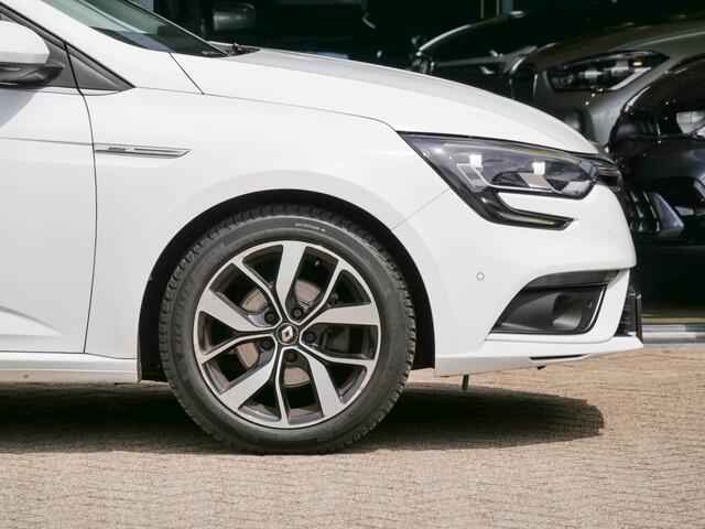 Renault MEGANE Estate 1.2 TCe 130PK Bose | CAMERA | NAVIGATIE | 1.700kg Trekgew. |