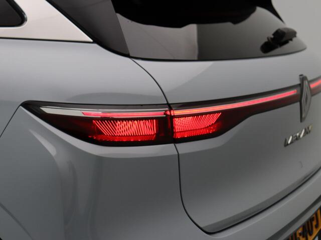 Renault MEGANE E-Tech 220pk Iconic 60 kWh | Sport Design Pakket | Black Pack | 360 graden camera | Harman Kardon |