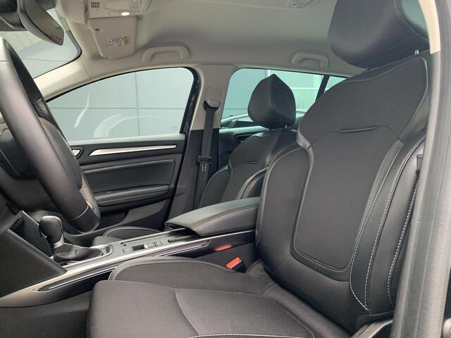 Renault MEGANE Estate 1.3 TCe 140 Techno | Trekhaak | Achteruitrijcamera| Lane keep assist | Climate control |