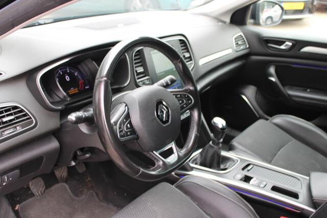 Renault MEGANE Estate 1.3 TCe Bose