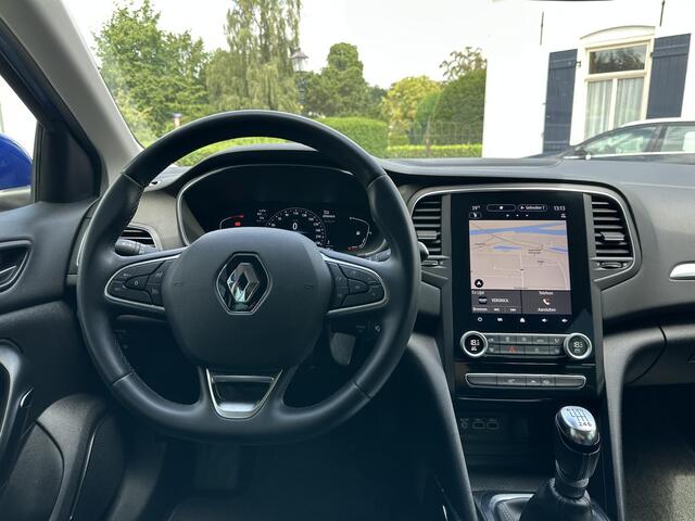 Renault MEGANE IV Estate 1.3 TCe 140 Techno | Dealeronderhouden | Trekhaak | Prachtige kleur bleu iron | Pack Parking | Easylink navigatiesysteem | Apple Carplay/Android Auto |