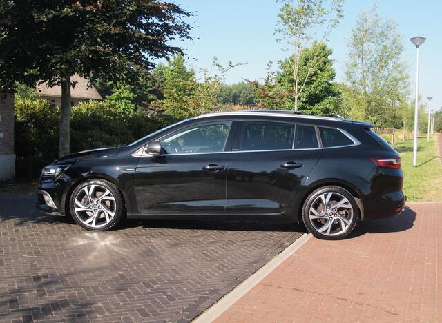 Renault MEGANE Estate 1.6 TCe GT | Panoramadak | Camera | Trekhaak | Head-Up Display |