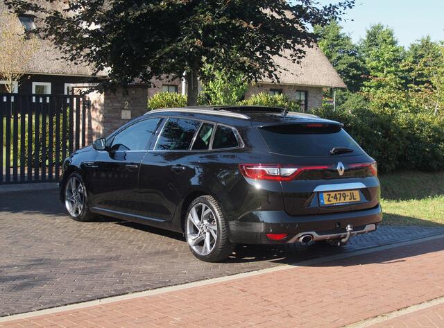 Renault MEGANE Estate 1.6 TCe GT | Panoramadak | Camera | Trekhaak | Head-Up Display |