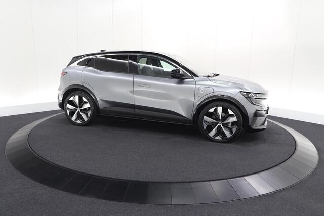 Renault MEGANE E-Tech EV40 Boost Charge Techno | 1 FASE | SOH 95,5% | Camera | Apple Carplay | Parkeersensoren