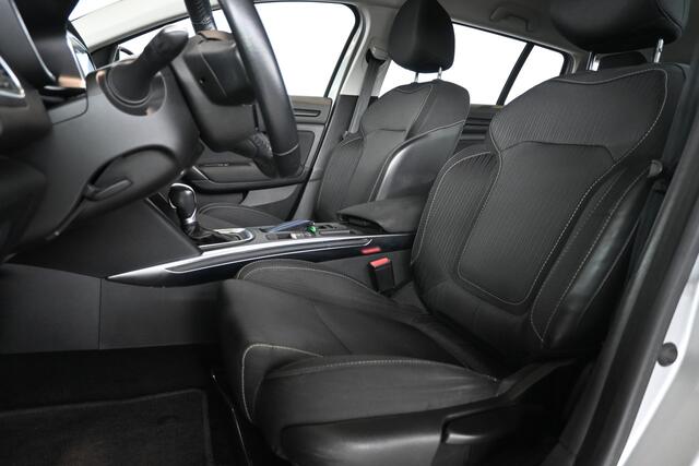 Renault MEGANE Estate 1.5 dCi Limitedb Automaat Clima Navigatie Cruise Control Trekhaak Rijklaarprijs! Inruil Mogelijk!