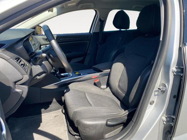 Renault MEGANE Estate 1.3 TCe Limited Automaat | Navi | trekhaak | stoelverwarming | cruise control | etc.